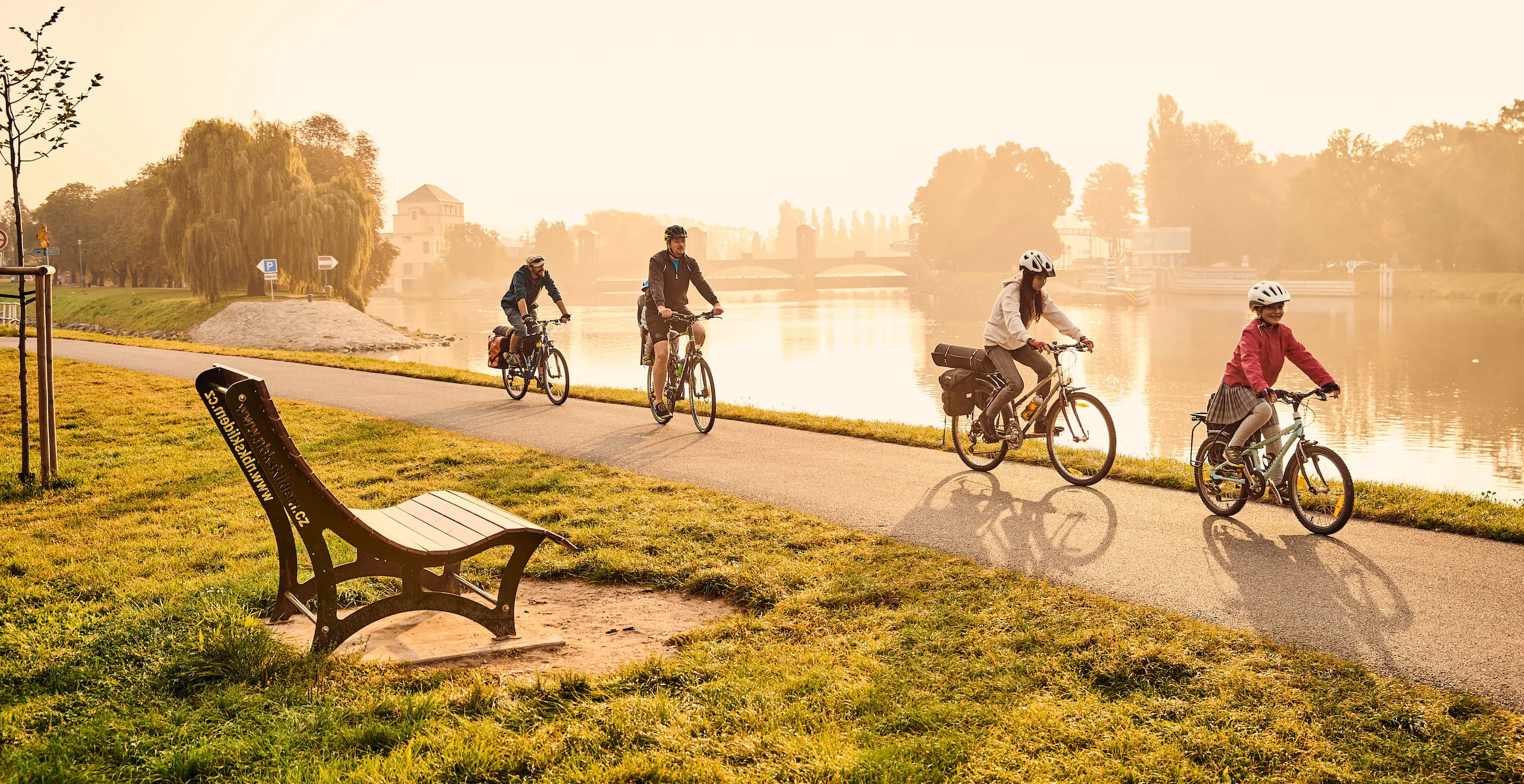 Perfektní zázemí pro Vás i Vaše kola.