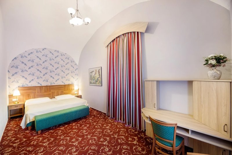 Hotel Zámek Valeč